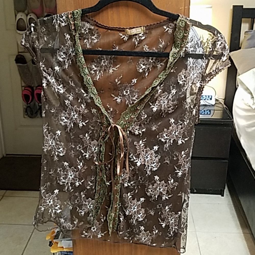 Brown and Green Mesh Shrug
